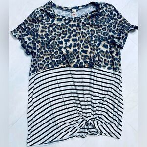 7th Rae leopard and striped t-shirt. Size large